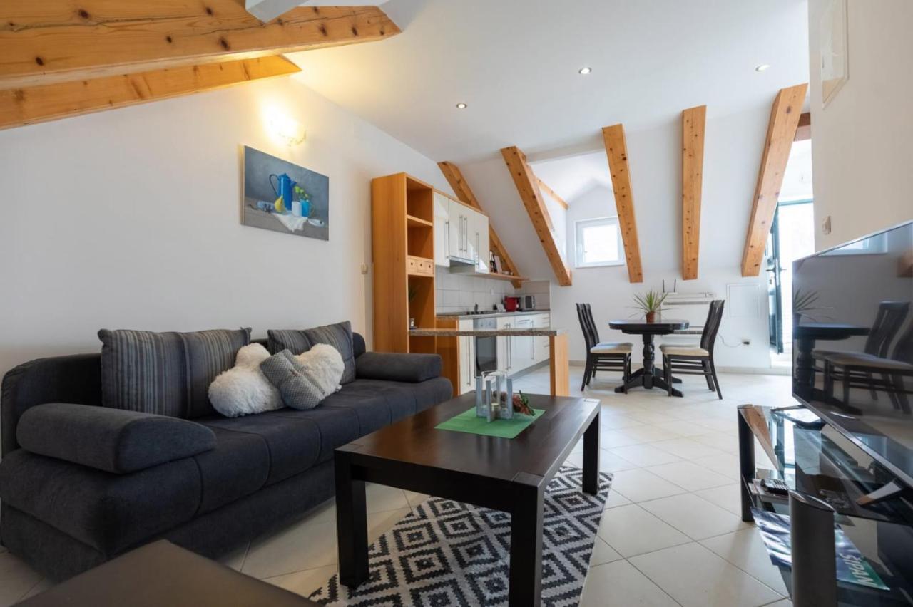 Emily Apartment Sudurad Bagian luar foto