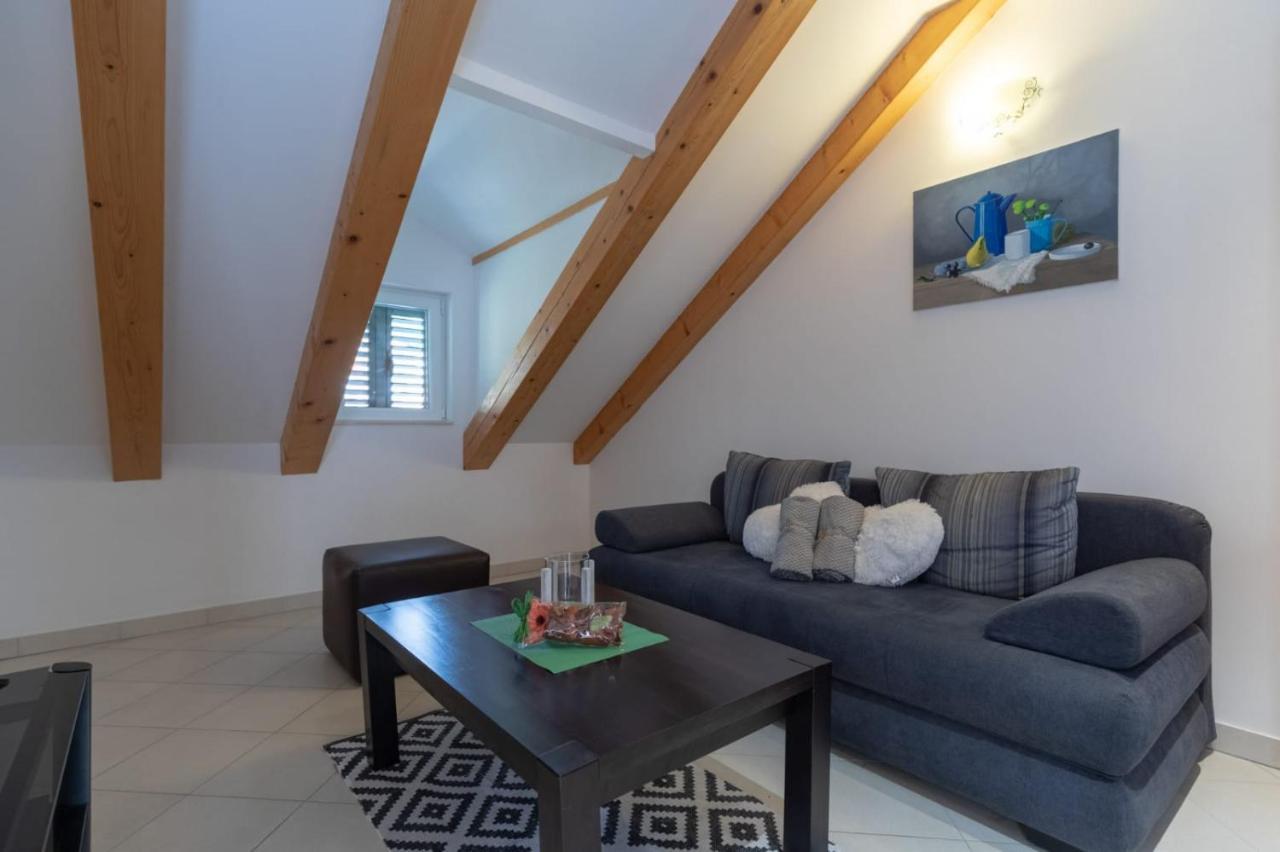 Emily Apartment Sudurad Bagian luar foto