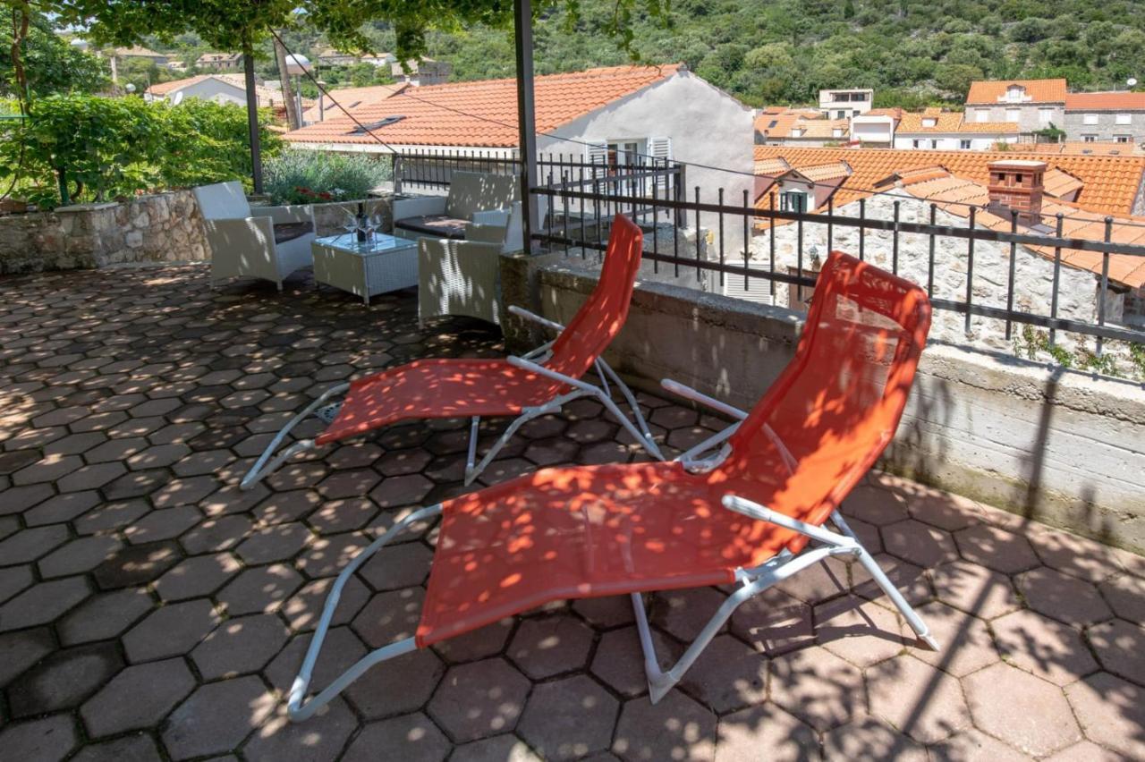 Emily Apartment Sudurad Bagian luar foto